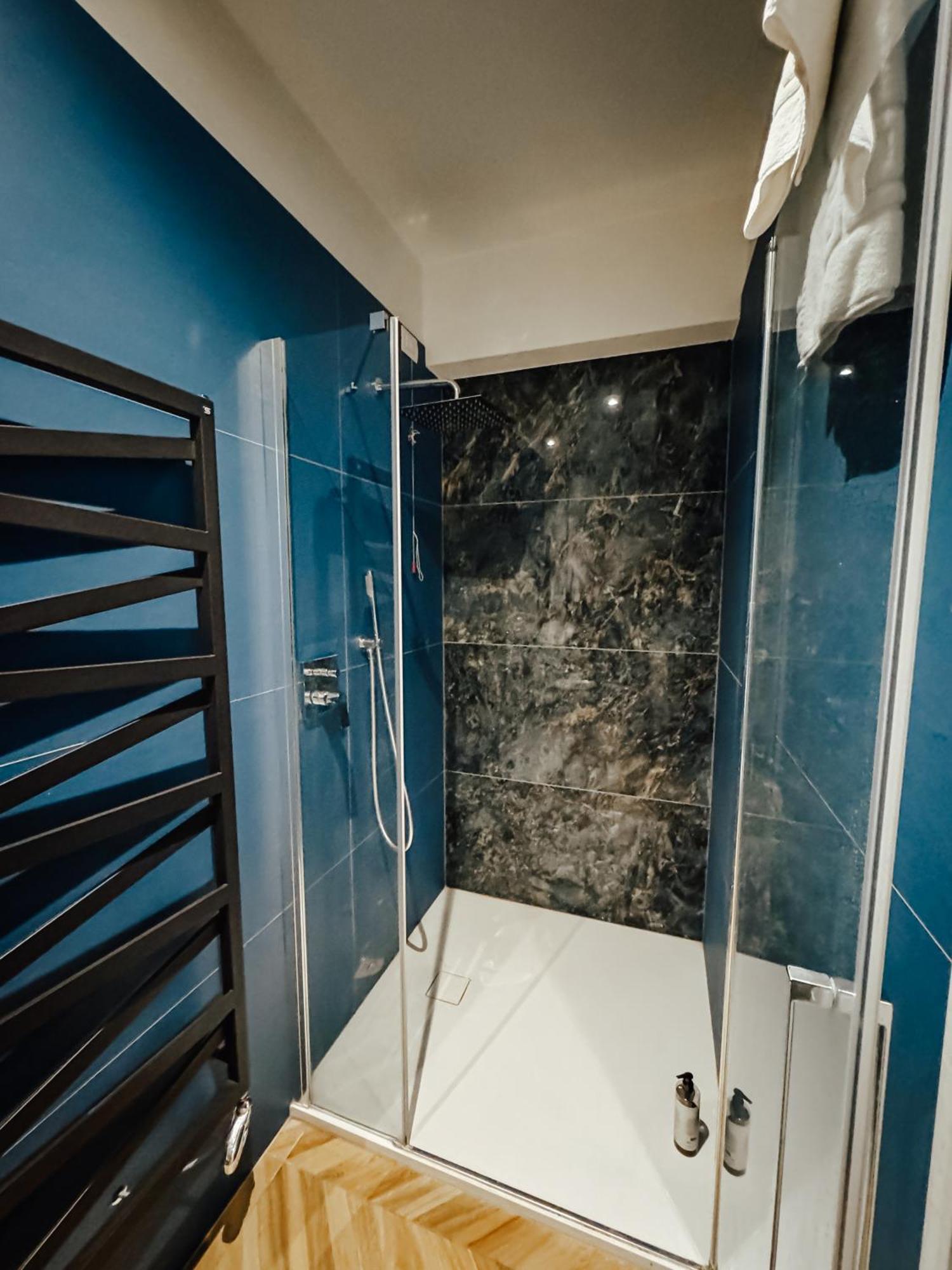 C House Rooms Lake Peschiera del Garda Ngoại thất bức ảnh