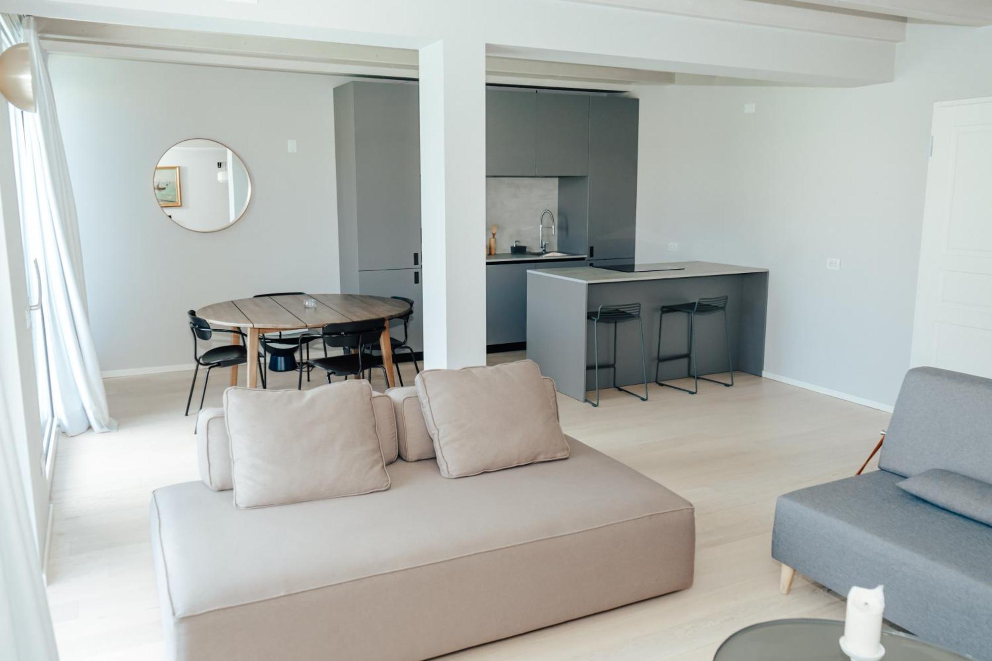 C House Rooms Lake Peschiera del Garda Ngoại thất bức ảnh