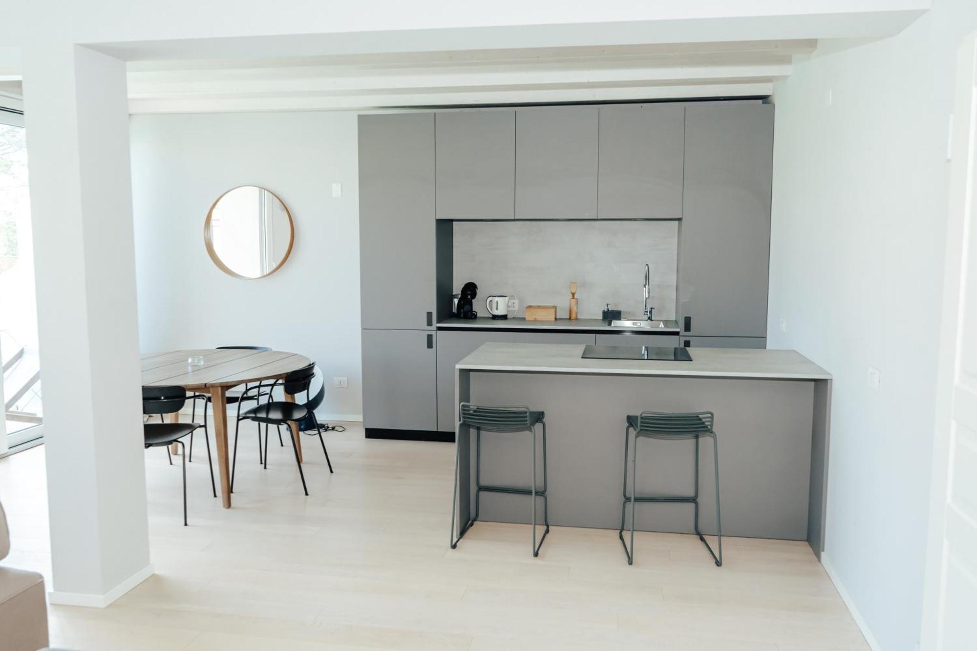 C House Rooms Lake Peschiera del Garda Ngoại thất bức ảnh